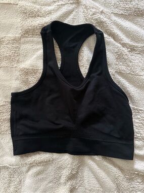 Alphalete sports bra